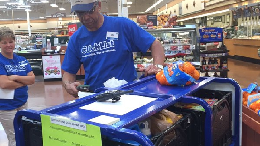 Kroger kicks off online ordering and curbside pickup program in Roanoke