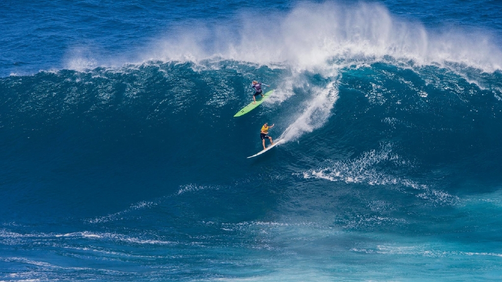 features lineup women meet demands wave competition features lineup women meet demands wave competition