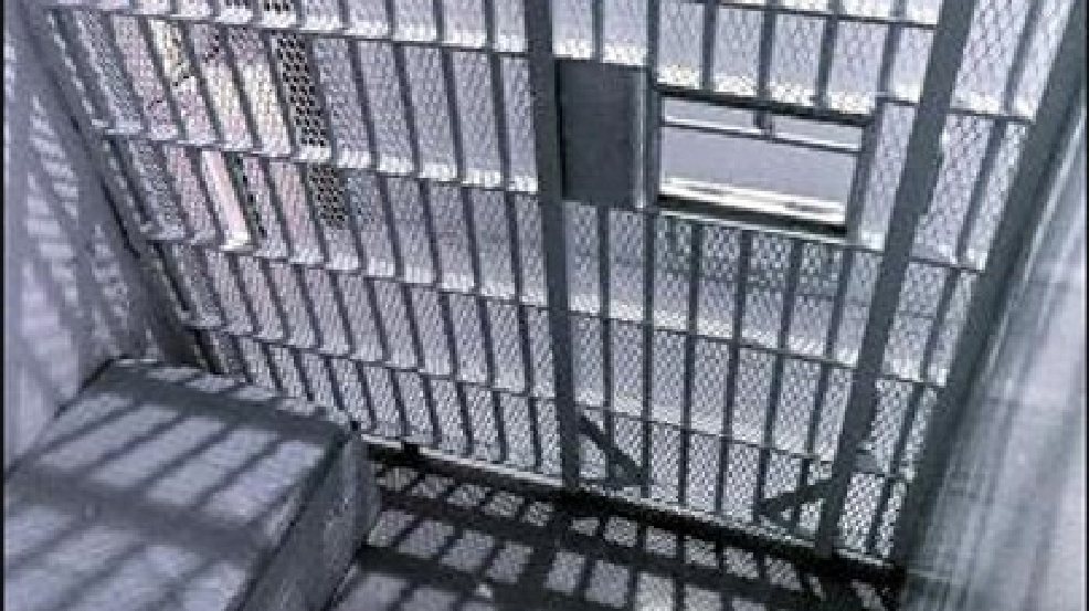140218_jail_cell_405.jpg