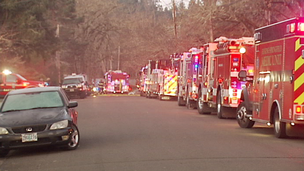 House fire in Eugene displaces 5 people KVAL