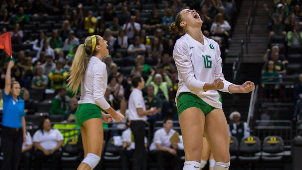 Oregon Volleyball sits at No. 12 in the nation thanks to one