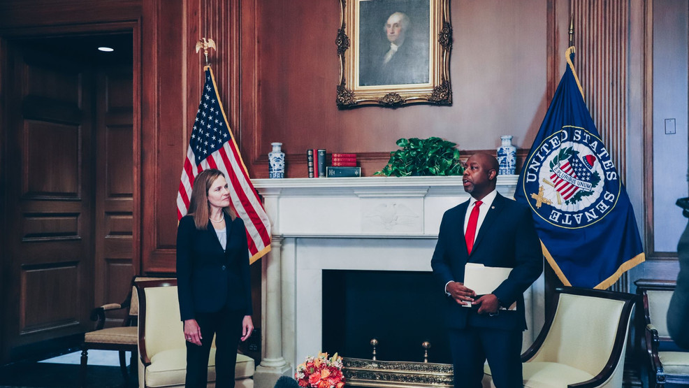 Sen. Tim Scott meets Judge Barrett, says he'll support her nomination