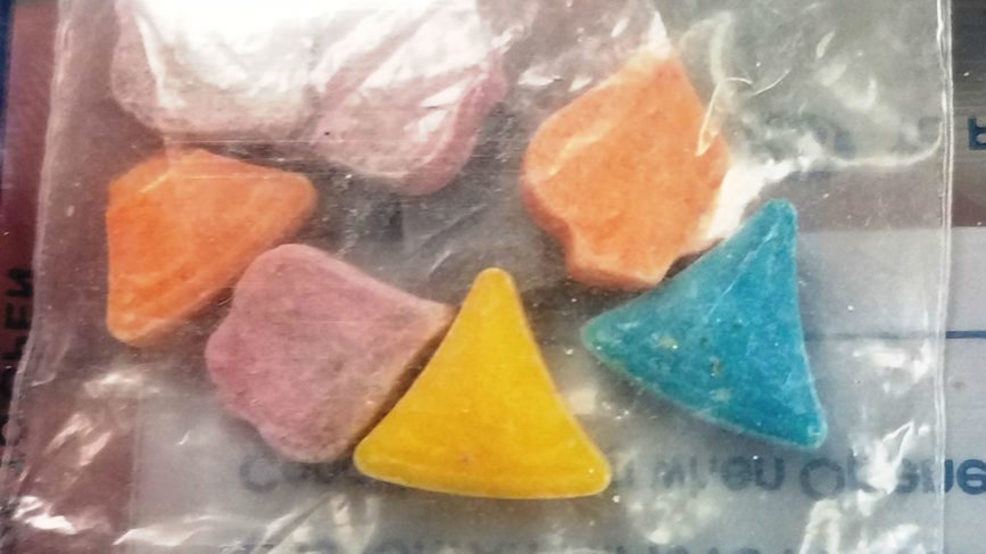 'Meth candy' found in WI, authorities remind parents to check Halloween