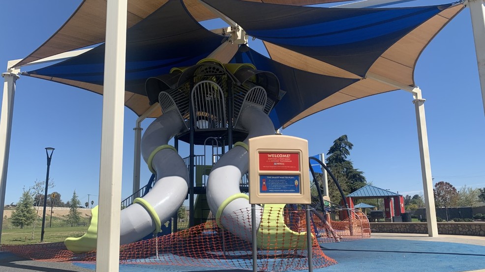 All playgrounds closed in Fresno, Roeding & Woodward Park closed Easter