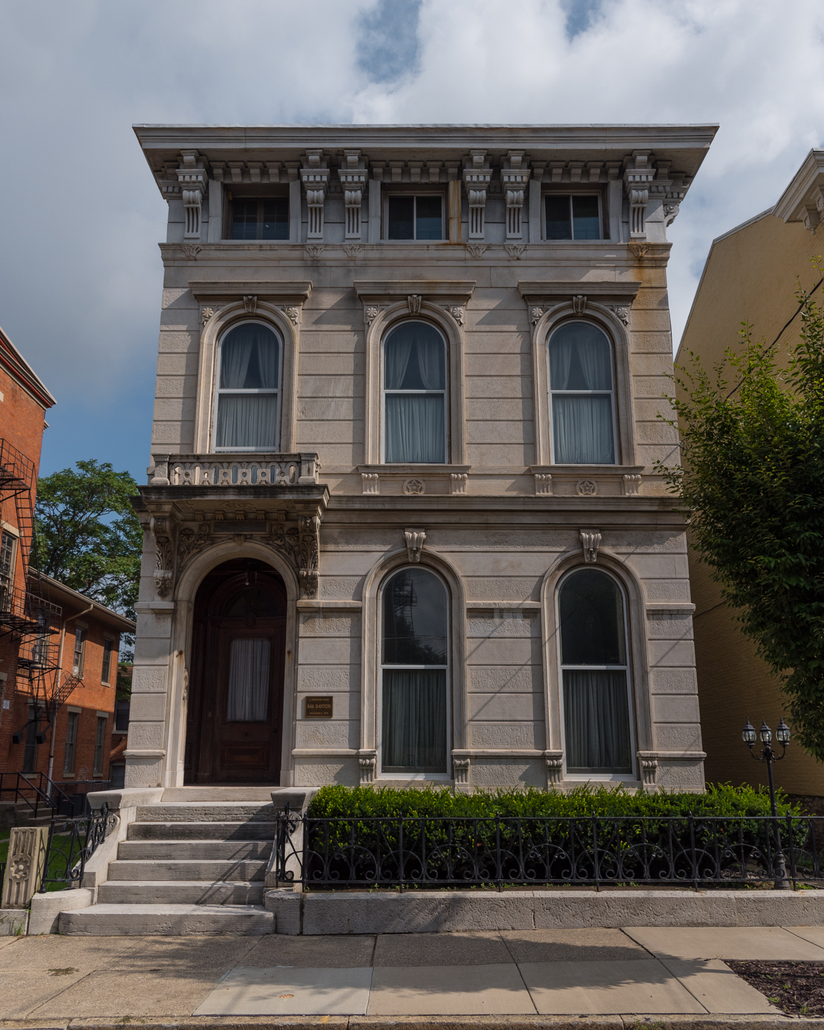 Esrthouse Rentals In Cincinnati 31 - weldufa