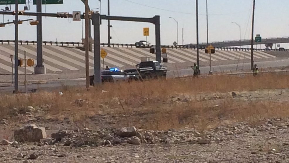 Vehicle crash reported at northeast El Paso intersection KFOX