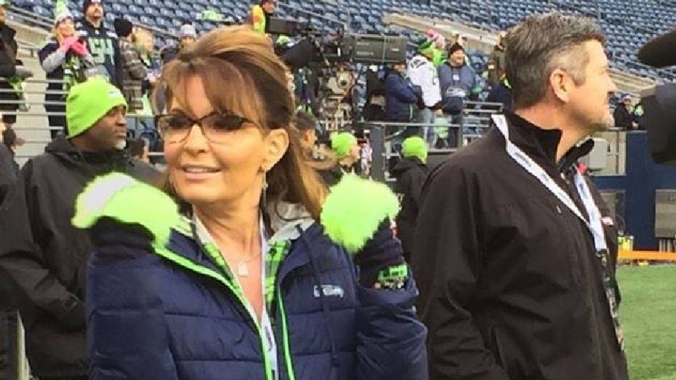 Sarah Palin at Seahawks stadium KOMO grainy.jpg Sarah Palin at Seahawks stadium KOMO grainy.jpg