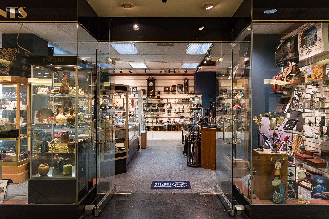 One Of The Last True Pen Shops In Ohio Is Still Writing Its Story