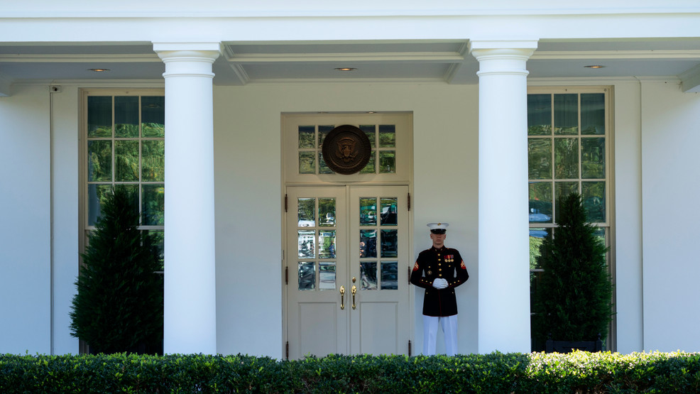 Trump Virus Outbreak AP20281710620452.jpg