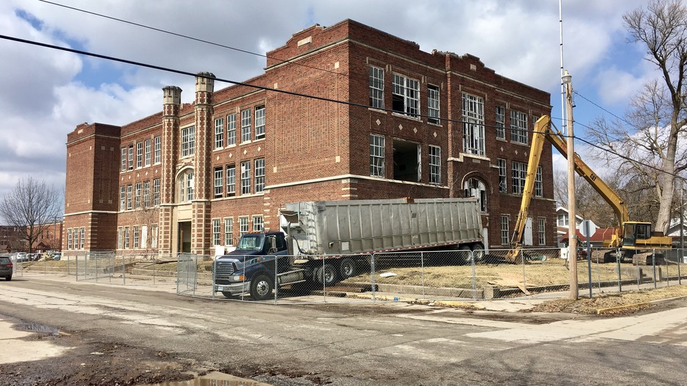 Demolition of old Kirksville High School beginning KTVO