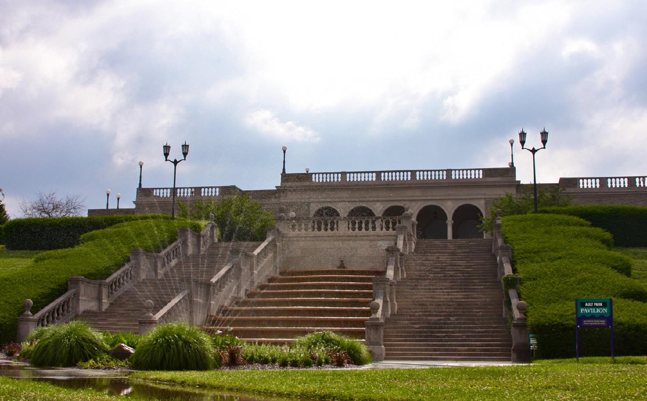 Photos This Is Why We Love Ault Park So Dang Much Cincinnati Refined Home To Expansive Views Charming Gardens Restorative Trails And A Colorful Calendar Of