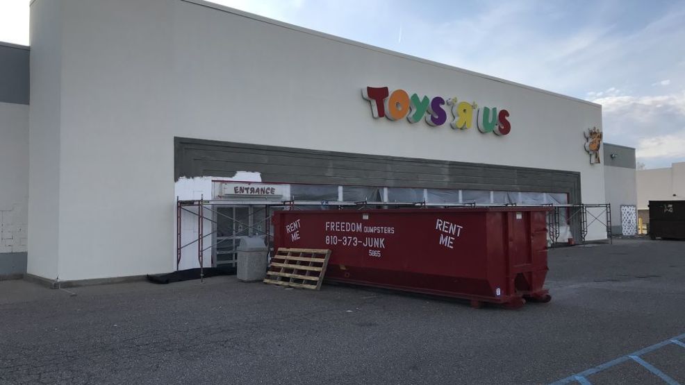 Flint Twp. former Toys R Us to furniture store WEYI