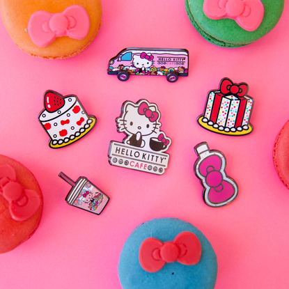 Hello Kitty Cafe Truck To Visit Valley River Center In Eugene On